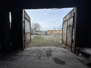 Аренда складов и мастерских: Сдается два склада в городе Кант Рядом с Базаром Утепленный 250м2 at lalafo.kg — 3 Аренда складов и мастерских: Сдается два склада в городе Кант Рядом с Базаром Утепленный 250м2 — 3