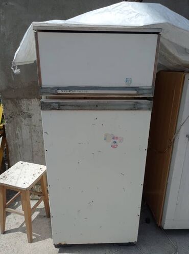 холодильники для кухни: Холодильник Двухкамерный
