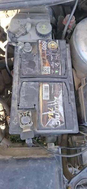 passat b5 5 far: AKUMULATOR 74AH | ispravan,na autu — 1