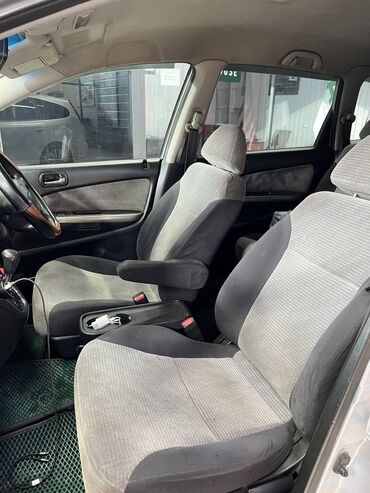 Honda: Honda Stream: 2002 г., Автомат, Бензин, Универсал — 7