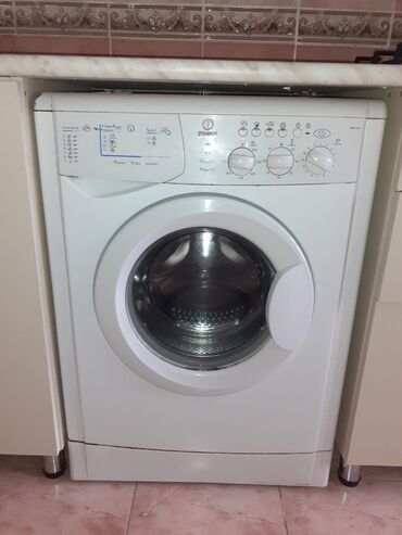 Обогреватели и камины: Стиральная машина Indesit, 6 кг, Б/у, Автомат, Есть сушка, Самовывоз