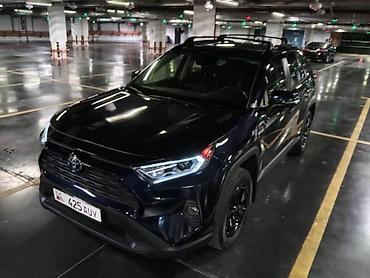 селика: Toyota RAV4: 2019 г., 2.5 л, Гибрид, Кроссовер — 7
