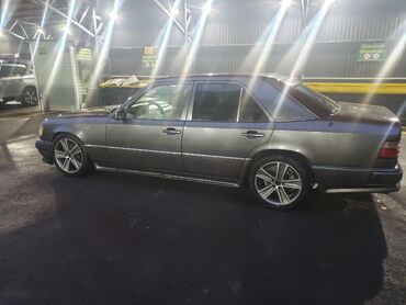 Mercedes-Benz: Mercedes-Benz E-Class: 1994 г., 3.2 л, Автомат, Бензин, Седан — 5