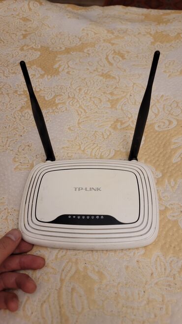 антенну для модема: Wi fi роутер TP-LINK. Б/У двух антенный. Работает как Rolex. Без