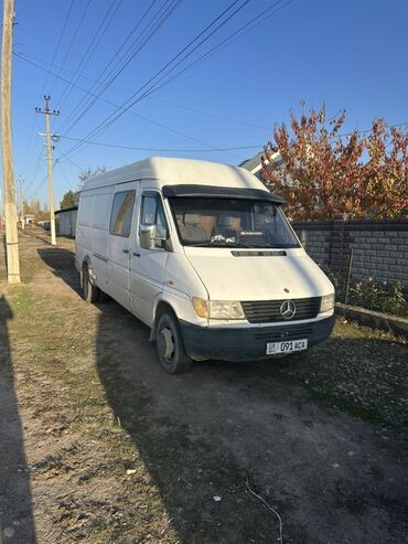 хюндай грандеур: Жүк ташуучу унаа, Mercedes-Benz, Стандарт, Колдонулган