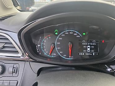 Chevrolet: Chevrolet Spark: 2021 г., 1 л, Автомат, Бензин, Хэтчбэк — 11