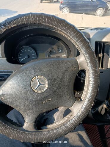 глушитель фольксваген: Жеңил жүк ташуучу унаа, Mercedes-Benz, Стандарт, 2 т, Колдонулган