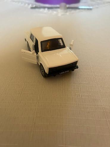 avtovaz oyuncaq treyler: LADA 2106 miniatür model avtomobil (oyuncaq) - Rəng: ağ - Kuzov — 7