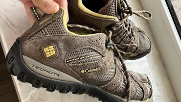 обувь columbia бишкек: Кроссовки Columbia оригинал, маломерят, идут на размер 36-37. В