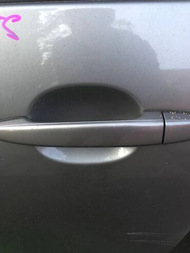 1zz: Задняя левая дверная ручка Toyota