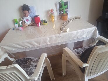 qapı və pəncərə: Стол и стул продаю