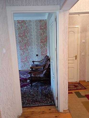 Köhnə tikili: 2 otaqlı 3 otağa düzəldilmiş mənzil satılır. Bu yaxınlarda təmir — 20