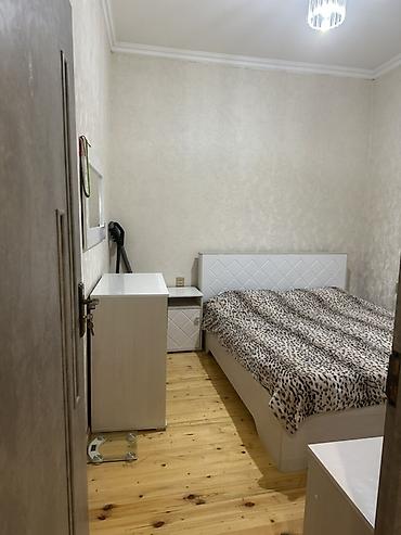 Satılır – həyət evi - Plan: girişdən dar keçidli həyət, metal giriş at lalafo.az — 7 Satılır – həyət evi - Plan: girişdən dar keçidli həyət, metal giriş — 7