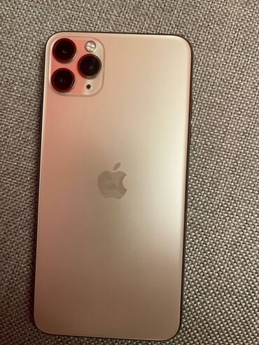 Apple iPhone: IPhone 11 Pro Max, Б/у, 256 ГБ, Matte Gold, Зарядное устройство, Защитное стекло, Чехол, 81 %