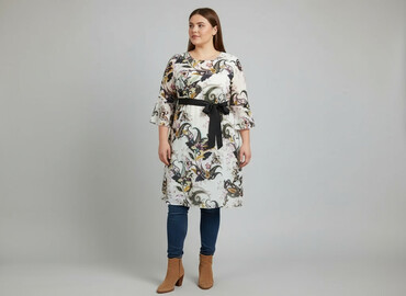 aksamitna sukienki: New Style, Women`s dress, size 3XL at lalafo.pl aksamitna sukienki: New Style, Women`s dress, size 3XL