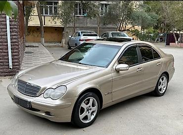 Mercedes-Benz: Mercedes-Benz C-Class: 2 l | 2000 il Sedan — 8