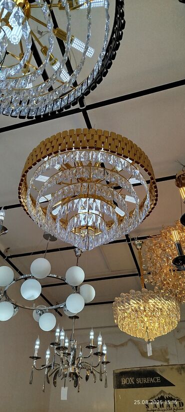 Çılçıraq, 10 və daha çox lampa, Xrustal