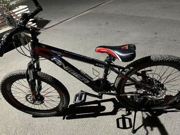velospetlər: Model:Anmier
Ölçü:24 lüy
Arxa kamer partdayıb