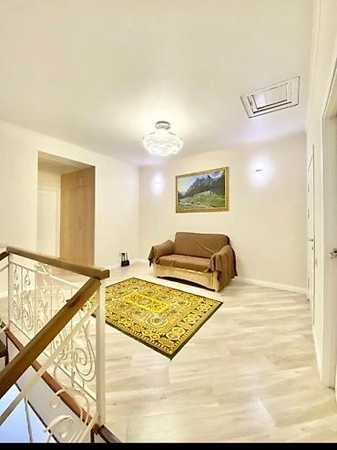 Долгосрочная аренда домов: 250 м², 7 комнат, Бассейн — 13