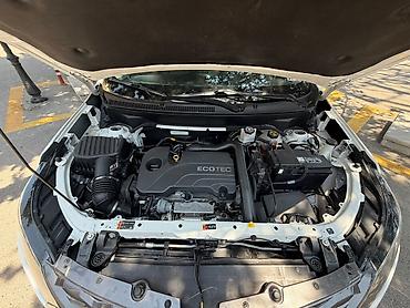 equinox: Chevrolet Equinox: 1.5 l | 2021 il 153000 km Krossover — 9