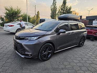 тур компания: Toyota Sienna 8 местная на заказ — 1
