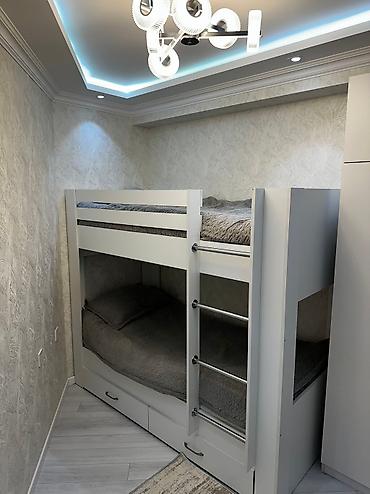 İkimərtəbəli uşaq çarpayıları: Oğlan və qız üçün, Yeni, Çarpayı, Matras ilə, Siyirməli — 3