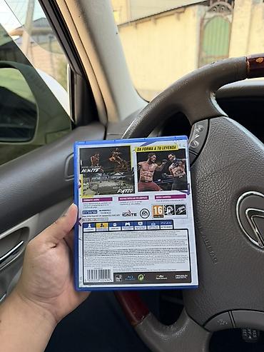 mk 11: EA Sports UFC 4 — диск для PlayStation 4 Обмен не предлагать - — 2