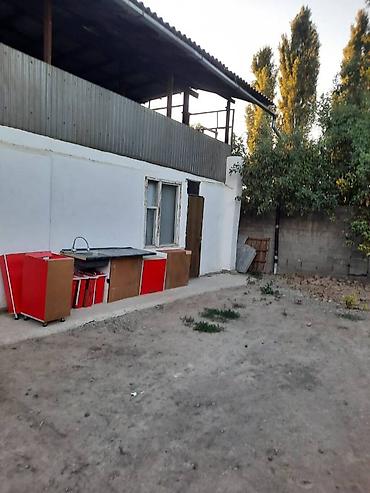 Продажа коттеджей и домов: Срочно продается 3х ком Дом 58м2 участок 10 соток баня, пристройка — 2