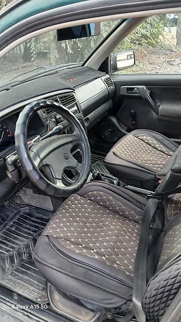 выбор номера о: Volkswagen Vento: 1994 г., 1.8 л, Механика, Бензин, Седан — 4