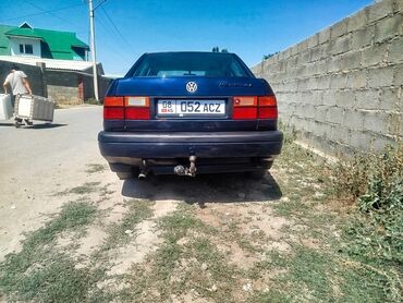 аварийный венто: Volkswagen Vento: 1993 г., 1.8 л, Механика, Бензин, Седан