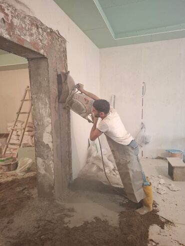 Beton işləri: Beton kəsmə xidməti - Armaturlu beton, daş, asfalt və kərpic sədlərin — 11