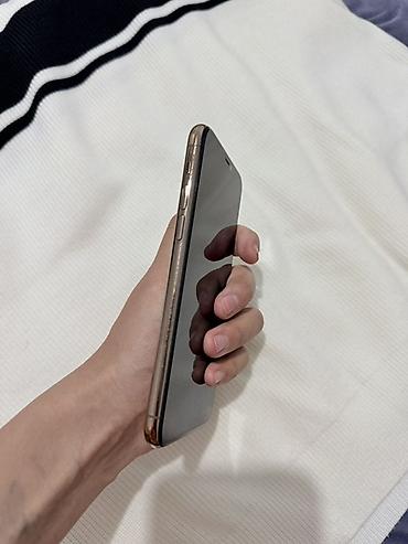 iphine 11 pro: IPhone 11 Pro, цвет Gold - Экран 5.8" Super Retina XDR (OLED), True — 4