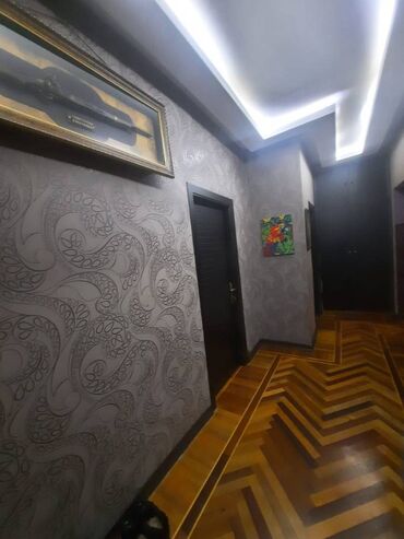 Köhnə tikili: Bakı, 4 otaqlı, Köhnə tikili, m. Gənclik, 100 kv. m — 13