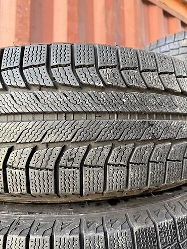 за 50000: Шины 235 / 65 / R 18, Зима, Б/у, Комплект, Легковые, Michelin — 2