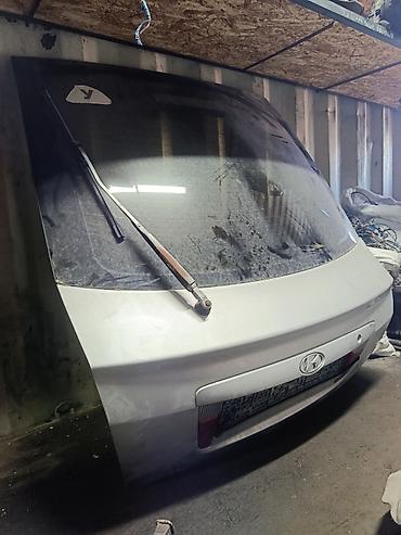 Крышка багажника (дверь задняя в сборе) для Hyundai Elantra 2004