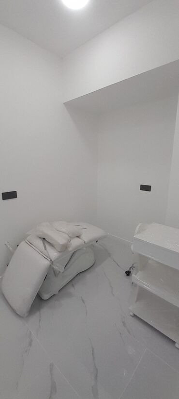 Digər kommersiya daşınmaz əmlakı: Qara Qarayev metrosu yaxınlığında Klinika icarəyə verilir./SATMAQ DA — 14