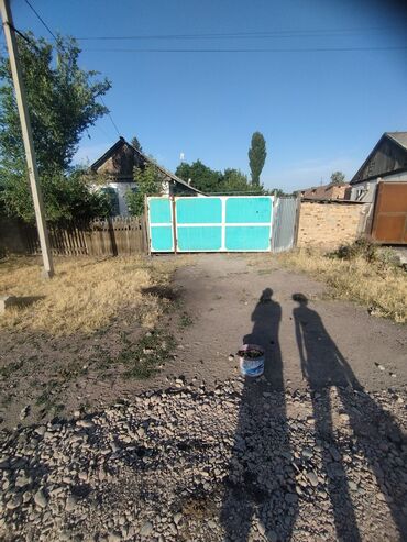 снять дом в кара балте частный: Үй, 47 кв. м, 3 бөлмө, Менчик ээси, Эски ремонт