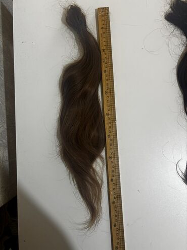 Toy paltarları və aksesuarları: Qaynaq saçlar, Təbii