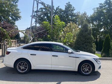 Renault: Renault : 2020 г., 2 л, Автомат, Газ, Седан at lalafo.kg — 3 Renault: Renault : 2020 г., 2 л, Автомат, Газ, Седан — 3