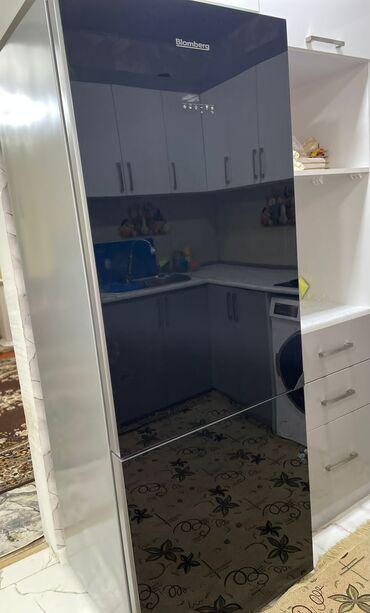 ucuz soyuducu satisi: Blomberg iki qapılı soyuducu - Brend: Blomberg - Dizayn: Şüşə ön