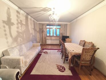 heyet evi ucun yellencekler: Yeni Gəncədə, Karizmanın yanı. 2-ci mərtəbə, qanunu 3 otaq, orta ev
