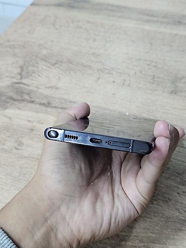 s 3: Samsung Galaxy S22 Ultra, Б/у, 512 ГБ, цвет - Черный, 1 SIM — 4