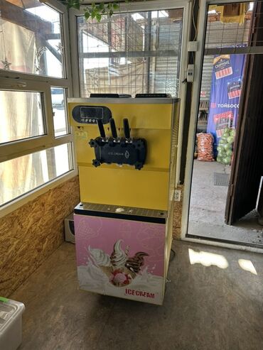 молочное производство: Сатылат абалы ото жакшы. + холодильниги бар. 200минге алаганбыз 150мин