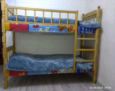 işlənmiş yataq dəstləri: Iki mərtəbəli çarpayı. 100 azn Vəziyyəti təzə kimi.Uzunluğu 180 sm,eni