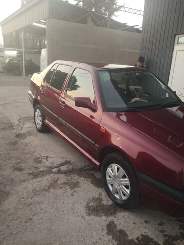 климат контроль на одиссей: Volkswagen Vento: 1993 г., 1.8 л, Механика, Бензин, Седан