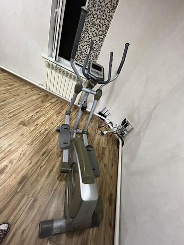 Спорт и отдых: Эллиптический тренажёр CARE (серия IxoS) - Тип: орбитрек с приводом — 5
