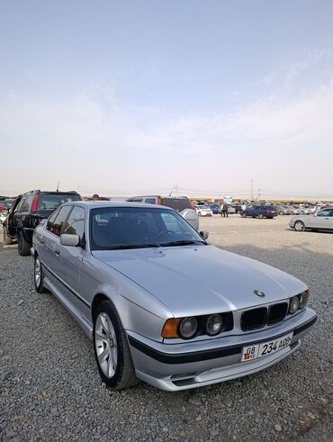 срочно продаю в связи с переездом: BMW 5 series: 1990 г., 2 л, Механика, Бензин, Седан