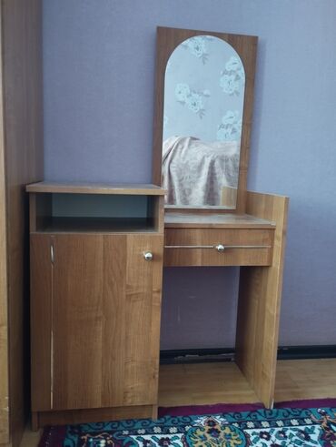 qamot: 2 односпальные кровати
