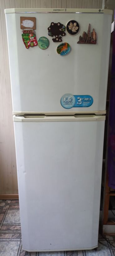 в связи с уездом: Холодильник LG, Б/у, Двухкамерный, No frost, 53 * 160 * 55