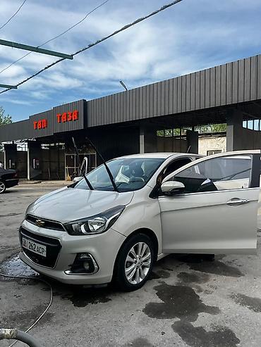 Продажа авто: Chevrolet Spark: 2018 г., Автомат, Хэтчбэк — 1